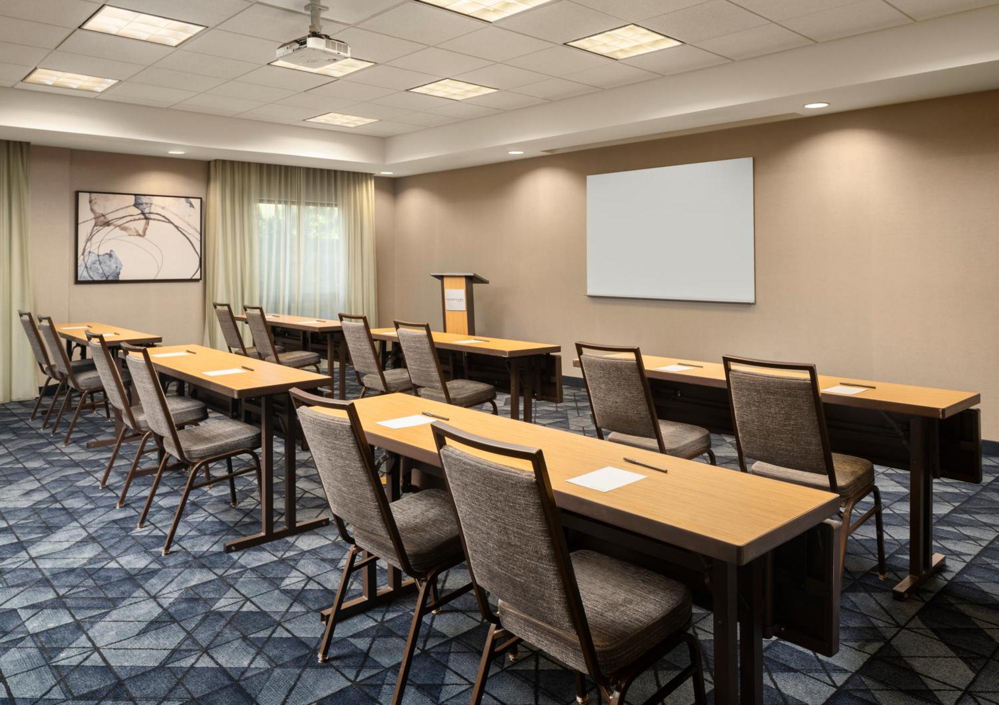 Courtyard By Marriott Denver North/Westminster Eastlake Extérieur photo